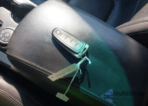 2014 Ford Explorer Limited z USA, uszkodzony, nr VIN 1FM5K8F86EGB97469